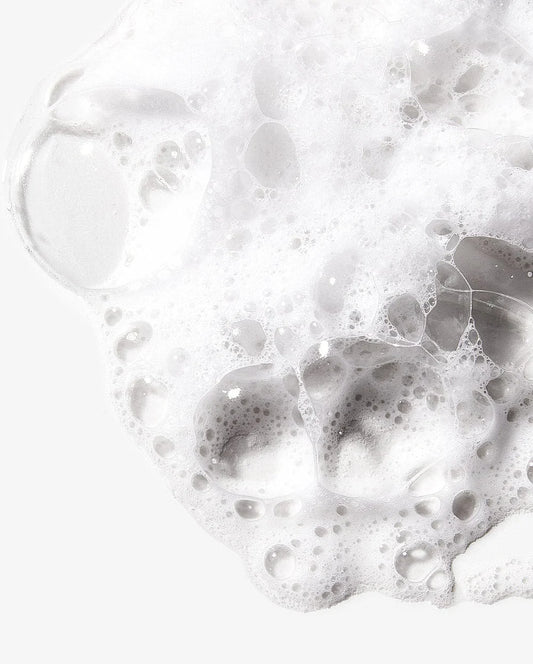 Nettoyant Moussant Doux Hydratant à l'Acide Hyaluronique 8